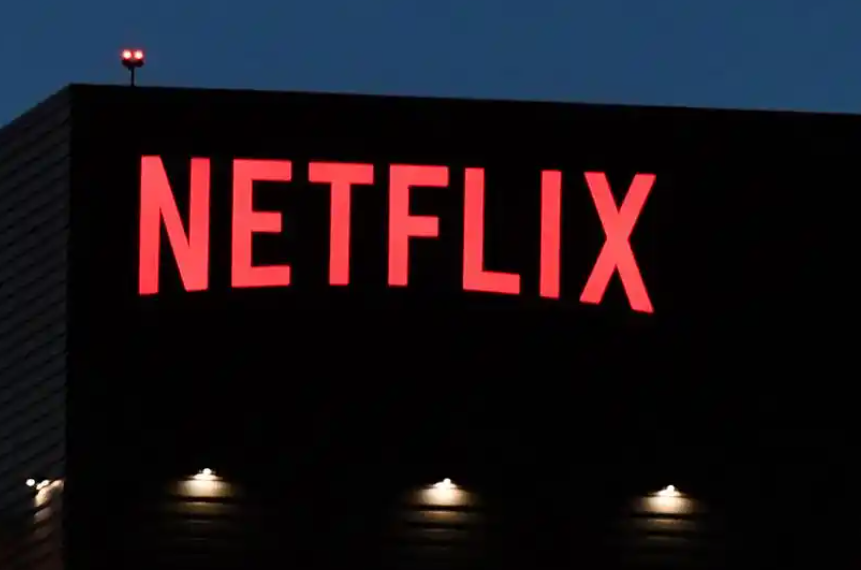 特朗普对奈飞收购华纳兄弟表达反垄断担忧