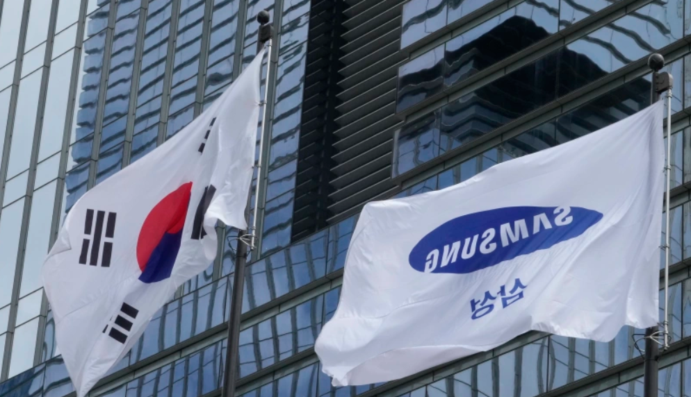 三星和SK海力士展示最新HBM4芯片,将在第六代A