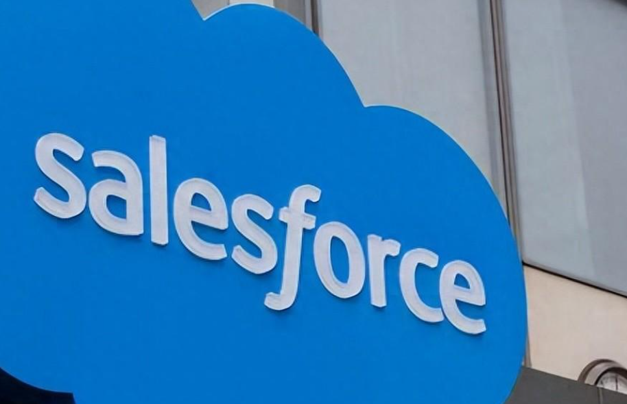 Salesforce宣布招聘1000名毕业生和实习生构建其AI系