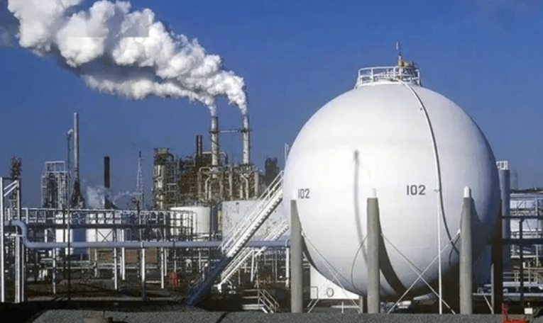 国际能源署提议释放有史以来最大规模的石油储